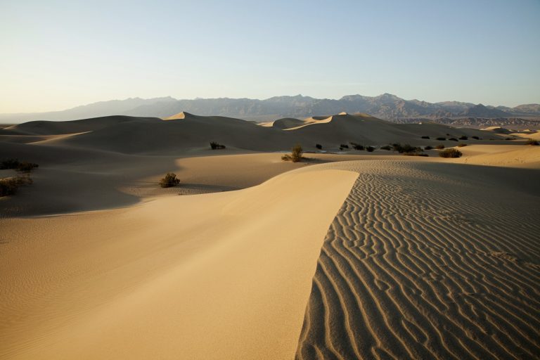 mesquite flat sand dunes death valley nevada us 768x512